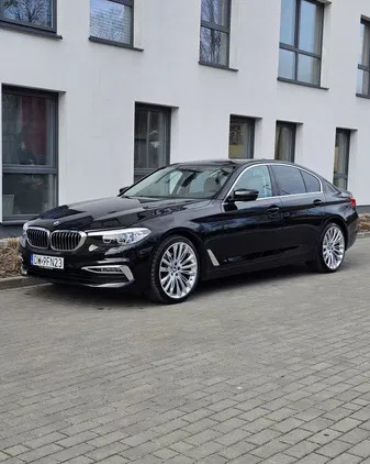 samochody osobowe BMW Seria 5 cena 134900 przebieg: 99000, rok produkcji 2019 z Gdańsk